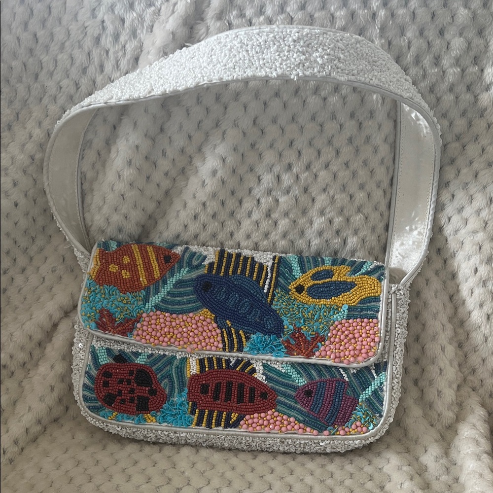 Colorful Beaded Fish Design Shoulder Bag